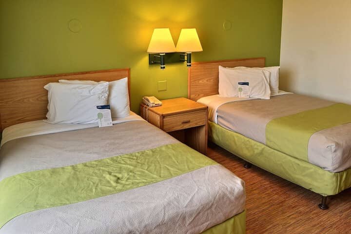 Room 18 of 40